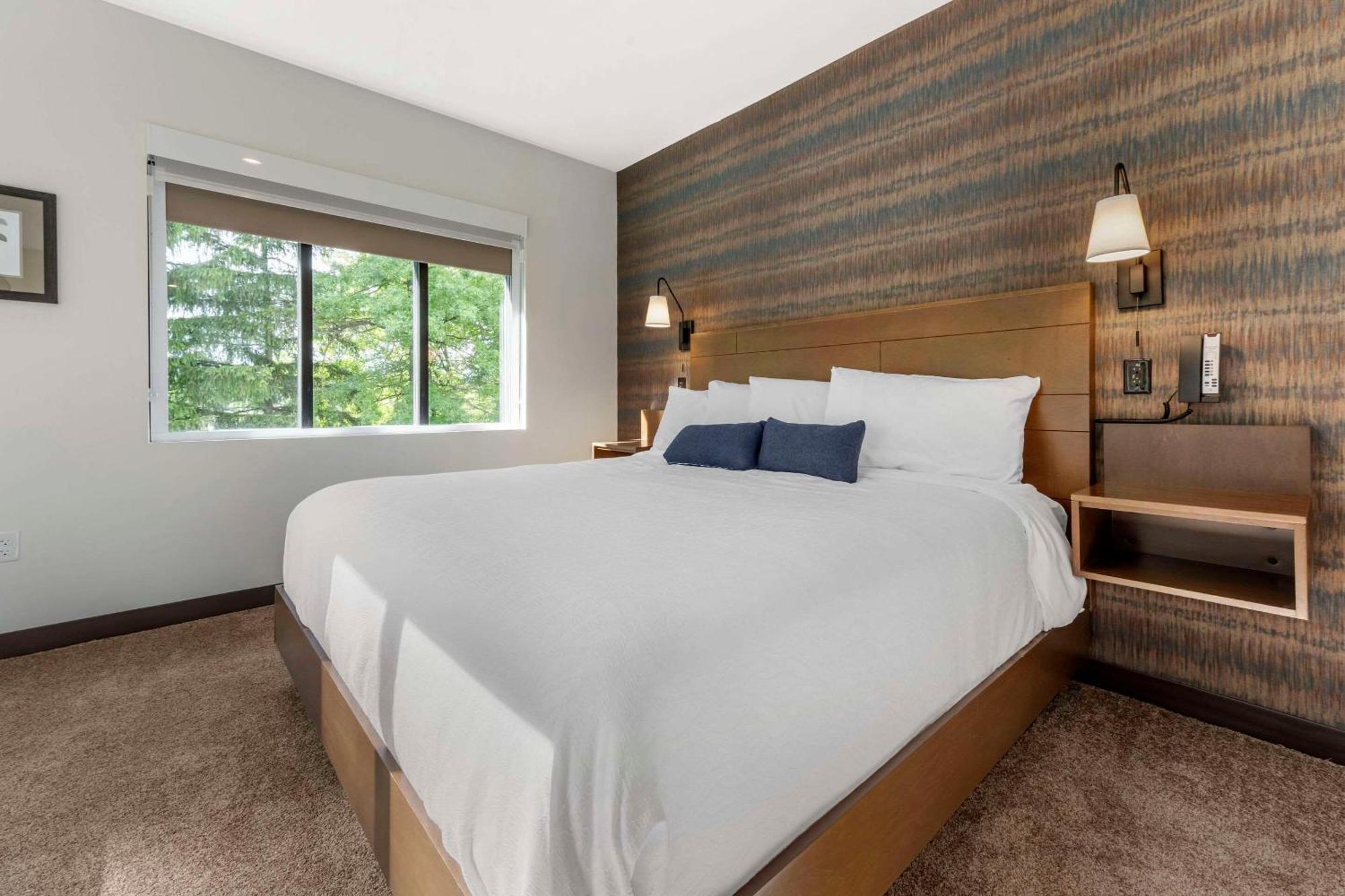 The Cranberry, Ascend Hotel Collection Morgantown Eksteriør billede